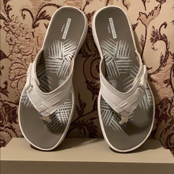 clarks breeze sea white